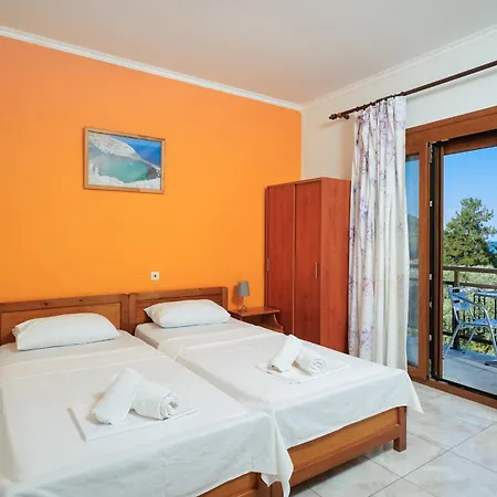 Athina Villa Hotel Kinira