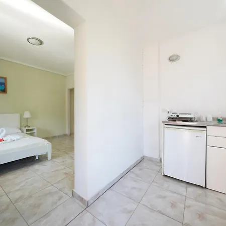 Athina Villa Hotel