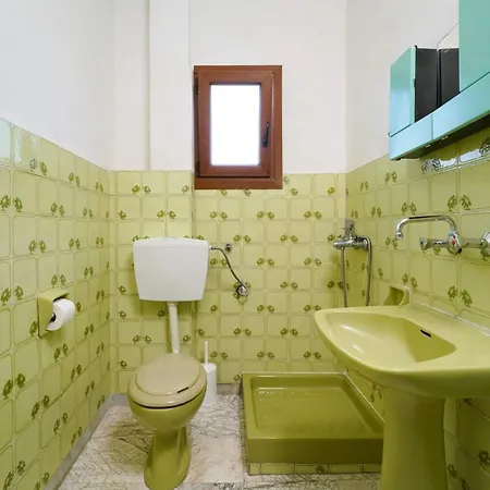 Athina Villa Hotel