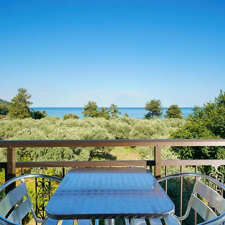 Hotel Athina Villa