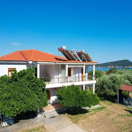 Athina Villa Hotel Kinira