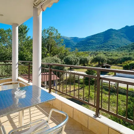 Hotel Athina Villa Kinira