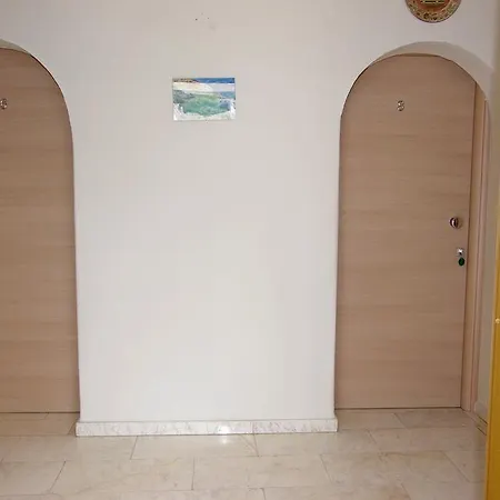 Athina Villa Hotel