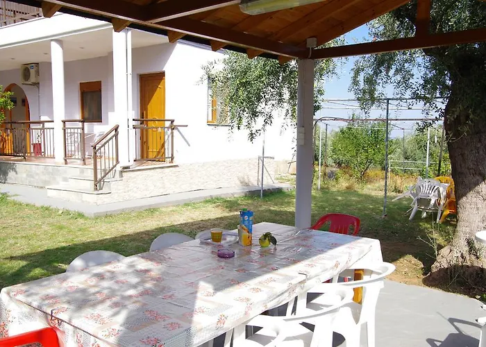 Ξενοδοχείο αθηνά Κοίνυρα