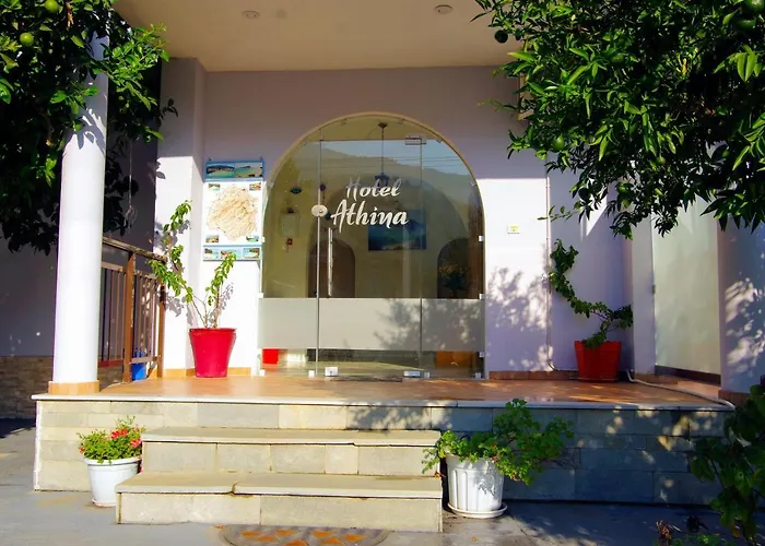 αθηνά Κοίνυρα